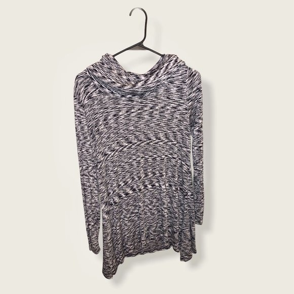 Cable and Gauge long sleeve cowlneck tunic - Picture 5 of 6